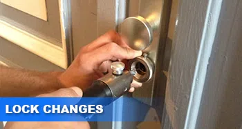 West Newton Locksmith Store West Newton, MA 617-826-6186 - Lock-chan